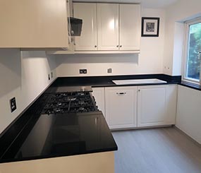 Quartz Kitchen - Granite Worktops London