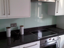 Granite Worktops Lewisham / Glass splashnbacks Lewisham