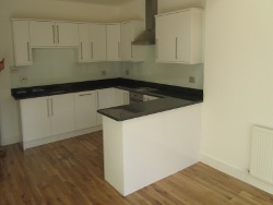 Granite Kitchen Worktops London Wimbledon with Glass Splashbacks